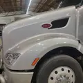 PETERBILT 579 Hood thumbnail 2