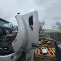 PETERBILT 579 Hood thumbnail 4