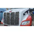 PETERBILT 579 Hood thumbnail 1