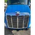 PETERBILT 579 Hood thumbnail 2