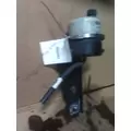 PETERBILT 579 POWER STEERING RESERVOIR thumbnail 3