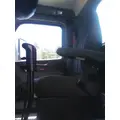 PETERBILT 579 SEAT, FRONT thumbnail 1