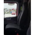 PETERBILT 579 SEAT, FRONT thumbnail 1