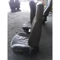 PETERBILT 579 SEAT, FRONT thumbnail 2