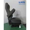 PETERBILT 579 SEAT, FRONT thumbnail 6