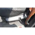 PETERBILT 579 SEAT, FRONT thumbnail 3