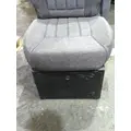 PETERBILT 579 SEAT, FRONT thumbnail 4