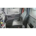 PETERBILT 579 SEAT, FRONT thumbnail 4