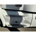 PETERBILT 579 Side Fairing thumbnail 1