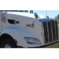 PETERBILT 587 2011-2025 HOOD thumbnail 2