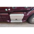 PETERBILT 587 CAB SKIRTSIDE FAIRING thumbnail 1