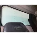 Peterbilt 330 Back Glass thumbnail 1