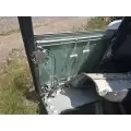 Peterbilt 384 Windshield Glass thumbnail 1