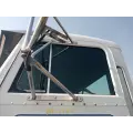 Peterbilt 385 Windshield Glass thumbnail 1