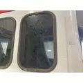 Peterbilt 579 Back Glass thumbnail 1