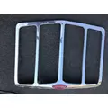 USED - B Grille PETERBILT 579 for sale thumbnail