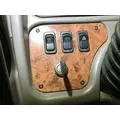 Peterbilt 587 Dash Assembly thumbnail 4