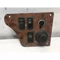 Peterbilt 587 Dash Assembly thumbnail 2