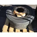 Pilot 19.5 STEEL Tire and Rim thumbnail 1