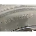 Pilot 19.5 STEEL Tire and Rim thumbnail 4