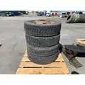 Pilot 19.5 STEEL Tire and Rim thumbnail 2