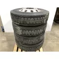 Pilot 22.5 ALUM Tire and Rim thumbnail 1