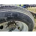 Pilot 22.5 STEEL Tire and Rim thumbnail 3