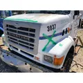 STERLING L9500 SERIES Hood thumbnail 2