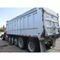 STERLING L9500 WHOLE TRUCK FOR RESALE thumbnail 5