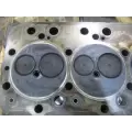 UD/Nissan FD35T Cylinder Head thumbnail 3