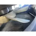 UD TRUCK UD1800 Air Conditioner Condenser thumbnail 1
