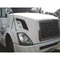 VOLVO/GMC/WHITE VNL Hood thumbnail 3