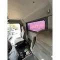 VOLVO TRUCK VNL Cab thumbnail 9