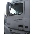 VOLVO VNL 1999-2025 DOOR ASSEMBLY, FRONT thumbnail 1