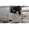 VOLVO VNL 1999-2025 DOOR ASSEMBLY, FRONT thumbnail 4
