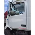 VOLVO VNL 1999-2025 DOOR ASSEMBLY, FRONT thumbnail 1