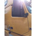 VOLVO VNL 1999-2025 DOOR ASSEMBLY, FRONT thumbnail 1