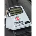VOLVO VNL 1999-2025 DOOR ASSEMBLY, FRONT thumbnail 4