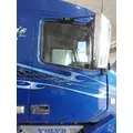 VOLVO VNL 1999-2025 DOOR ASSEMBLY, FRONT thumbnail 1
