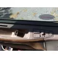 VOLVO VNL 1999-2025 DOOR ASSEMBLY, FRONT thumbnail 3