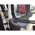 VOLVO VNL 1999-2025 DOOR ASSEMBLY, FRONT thumbnail 3