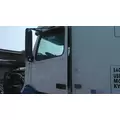 VOLVO VNL 1999-2025 DOOR ASSEMBLY, FRONT thumbnail 1