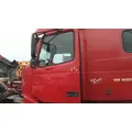 VOLVO VNL 1999-2025 DOOR ASSEMBLY, FRONT thumbnail 1