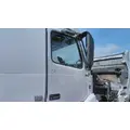 VOLVO VNL 1999-2025 DOOR ASSEMBLY, FRONT thumbnail 1
