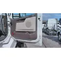 VOLVO VNL 1999-2025 DOOR ASSEMBLY, FRONT thumbnail 2