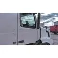 VOLVO VNL 1999-2025 DOOR ASSEMBLY, FRONT thumbnail 3