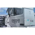 VOLVO VNL 1999-2025 DOOR ASSEMBLY, FRONT thumbnail 1