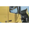 VOLVO VNL 1999-2025 DOOR ASSEMBLY, FRONT thumbnail 1