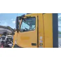 VOLVO VNL 1999-2025 DOOR ASSEMBLY, FRONT thumbnail 1