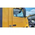 VOLVO VNL 1999-2025 DOOR ASSEMBLY, FRONT thumbnail 1